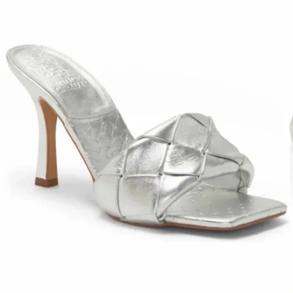 Vince Camuto Brelanie Sandal silver in size 7 - Picture 2 of 13